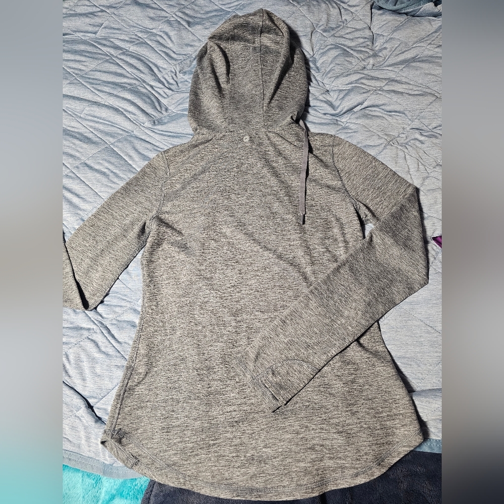 Lightweight Pullover - Picture 4 of 8